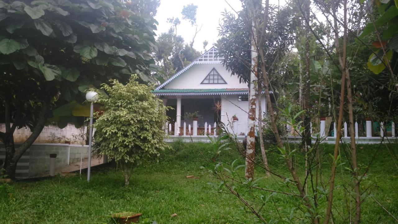 Green Ark Resorts Thekkady Rum bild